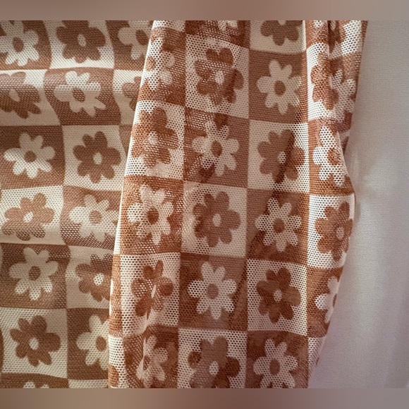 Checkerboard Flower Long Sleeve Brown Boho Top Sheer Fully Lined Shirt Women’s - Picture 4 of 4